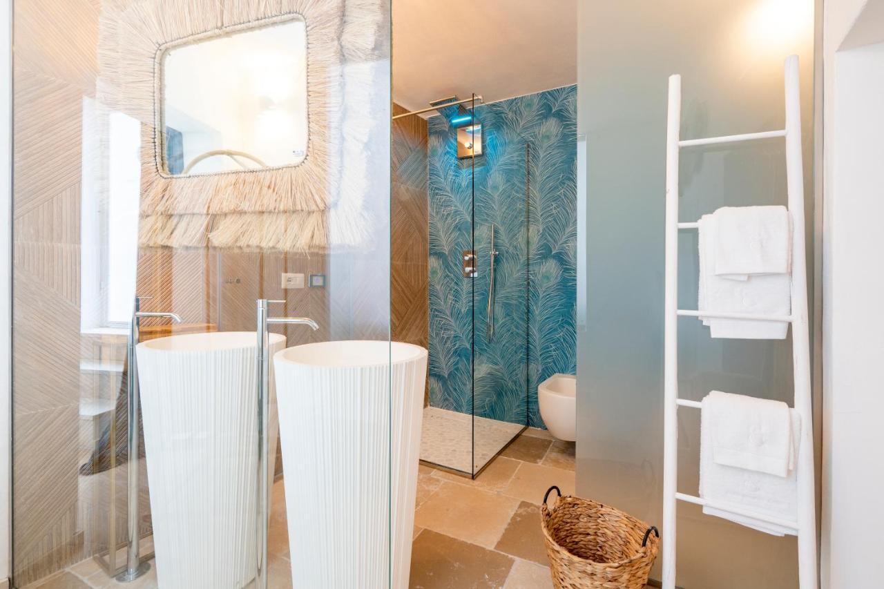 Apulia Charming Suites - Casa Lonfo Suite Sole Monopoli Buitenkant foto